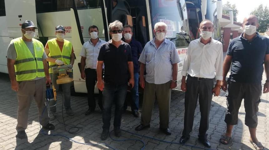 Manavgat’ta taksi ve toplu taşıma araçları dezenfekte ediliyor