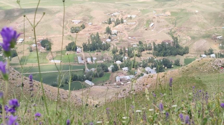 Y&uuml;ksekova&rsquo;da bir k&ouml;y korona vir&uuml;s bedeniyle karantinaya alındı