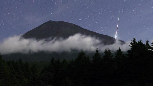 Perseid Meteor Yağmuru görsel şölen yarattı!
