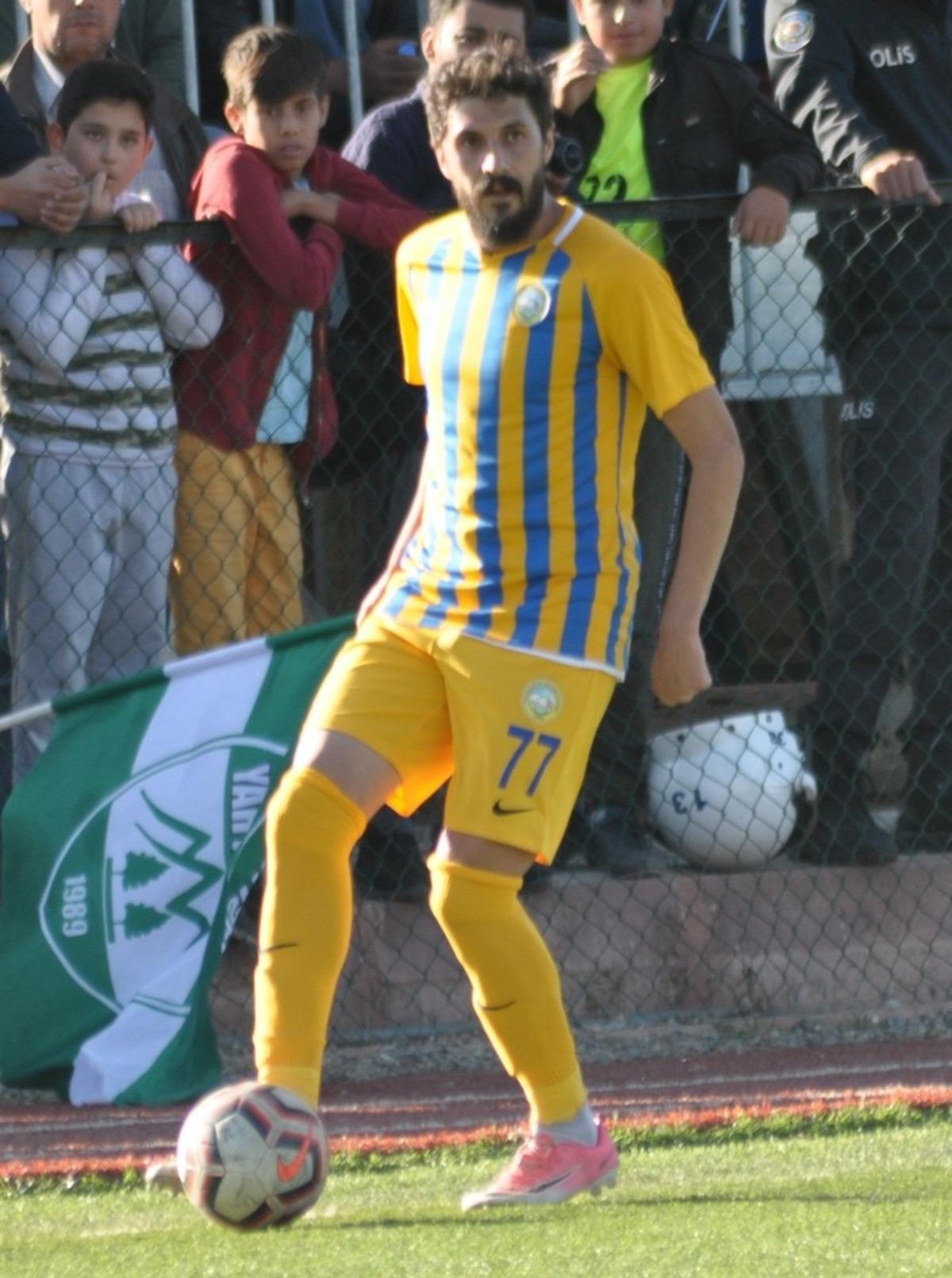 Talasg&uuml;c&uuml;, &uuml;&ccedil; isim ile nikah tazeledi