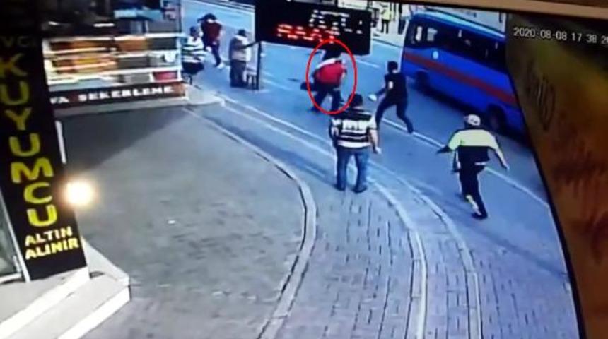 30 bin lirayı &ccedil;alıp ka&ccedil;an ş&uuml;pheliyi, trafik polisi yakaladı