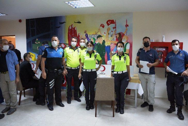 Aydın İl Emniyet Müdürü Ekici: “Kanımızla, canımızla milletimizin emrindeyiz” G4