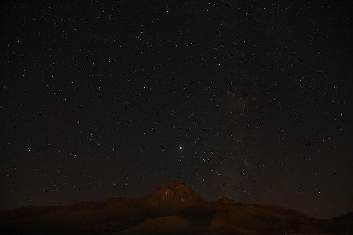 Kayserililer meteor yağmurunu Erciyes’te izledi G1
