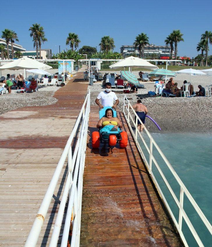 Denize, güneşe ve sahile engel yok G3