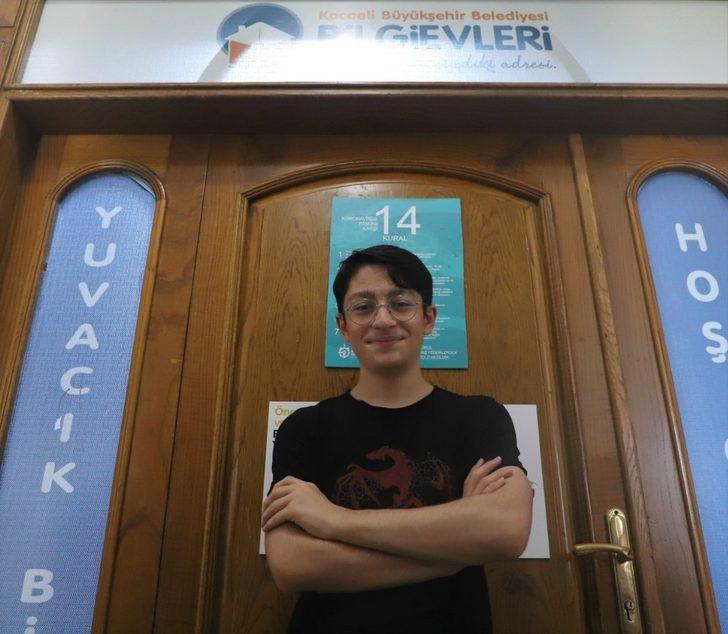 Kocaelili öğrenci LGS sınavında tüm soruları doğru cevapladı G4