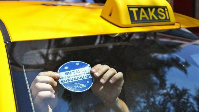 Ankara’da taksiler şeffaf panellerle güvenli hale geliyor