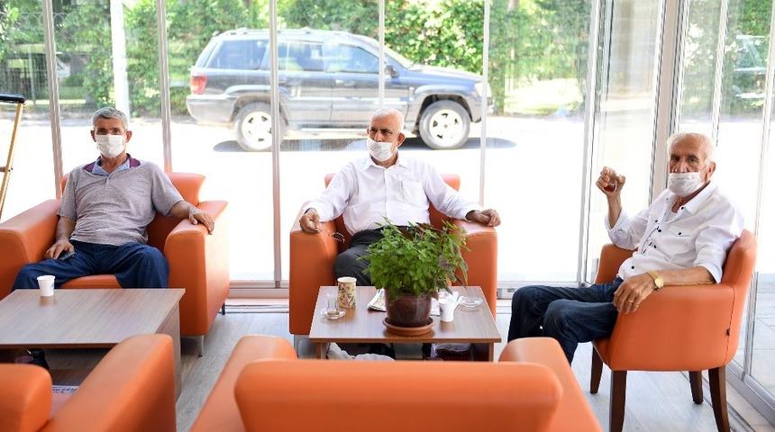 Mersin&rsquo;de emekli evleri yeniden hizmete a&ccedil;ıldı