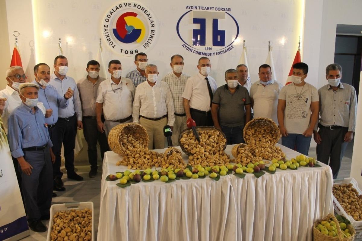Aydın&rsquo;da sezonun ilk kuru inciri Borsaya teslim edildi
