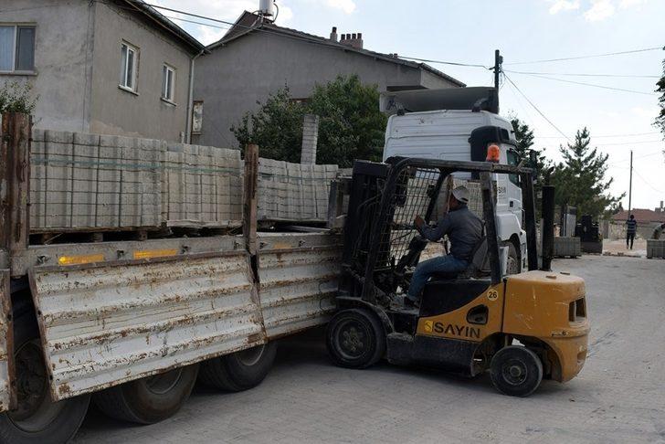 İscehisar’da bozulan yollar yenileniyor G3