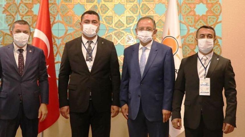 HDP’den istifa eden belediye başkanları AK Parti’ye katıldı