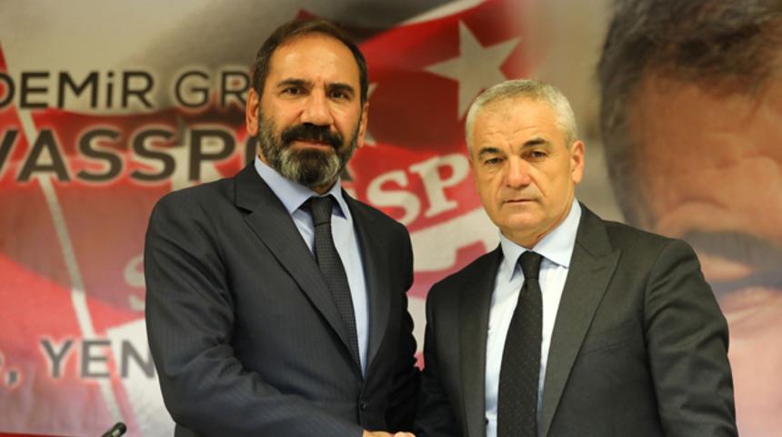 Sivasspor, Rıza Çalımbay ile yola devam ediyor