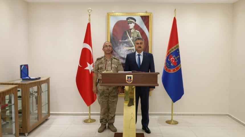 Giresun&rsquo;da emniyetten jandarmaya ziyaret