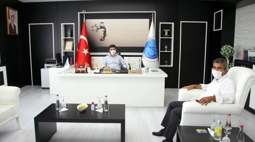 Rektör Karacoşkun Milat Gazetesi Bölge temsilcisini kabul etti