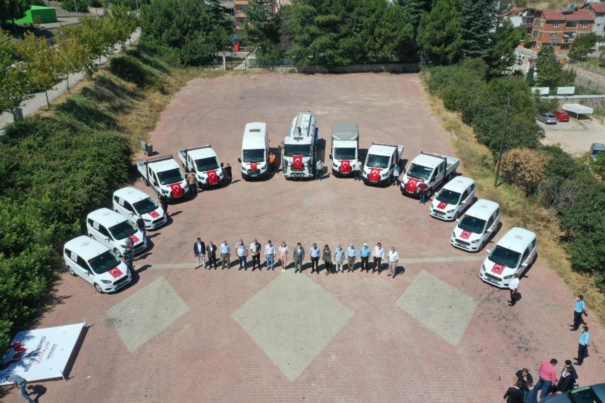 Bilecik Belediyesi tarafından satın alınan 14 ara&ccedil; hizmet vermeye başladı