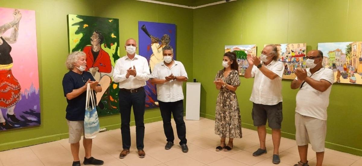 Ayvalıklı ressam Arif Buz&rsquo;un sergisi ilgi &ccedil;ekti