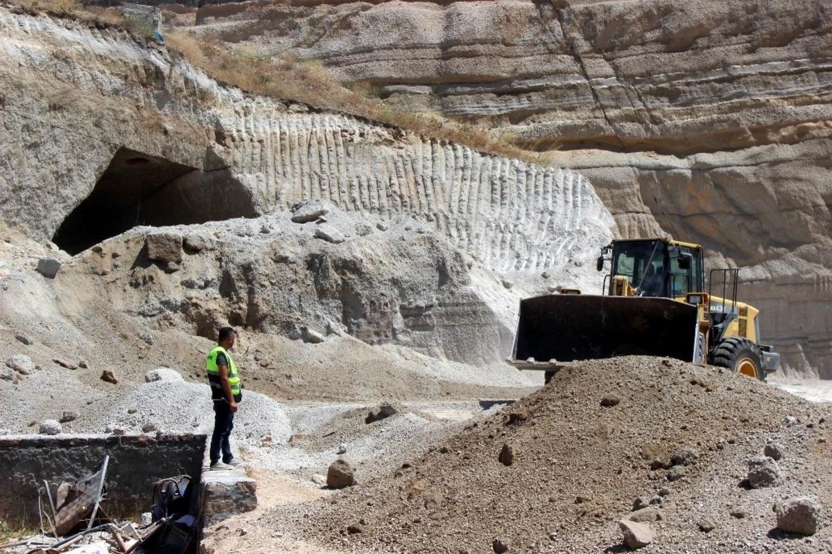 Ahırı &ccedil;&ouml;ken aile eski d&uuml;zenine d&ouml;nmek istiyor