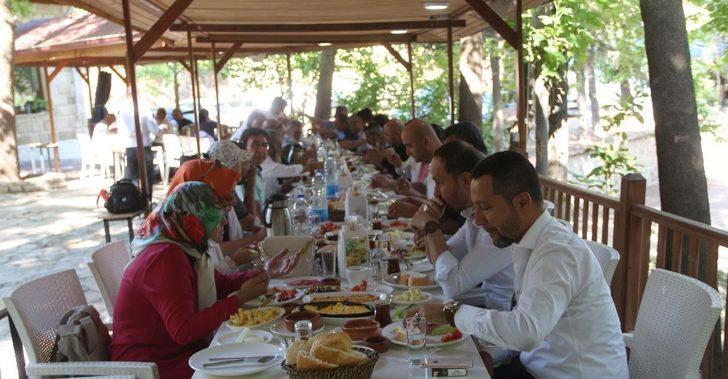 MHP’li Kılavuz:"PKK’ya FETO’ya, İŞİD’e, PYD’e göz açtırmayan bir mücadele var" G2