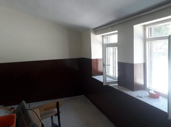 Van büyükşehir belediyesi okulları onarıyor G2