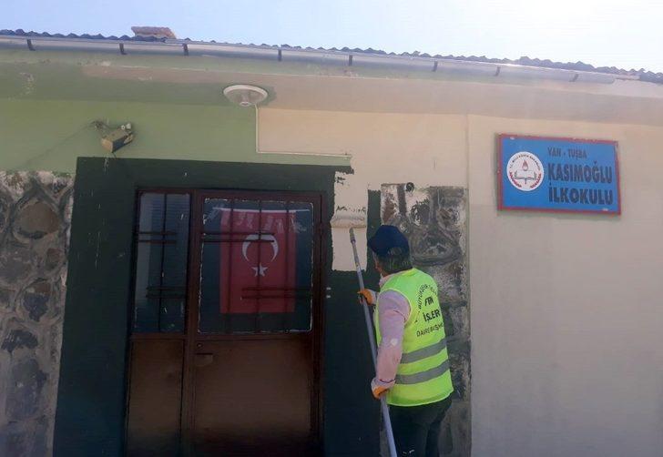 Van büyükşehir belediyesi okulları onarıyor G5