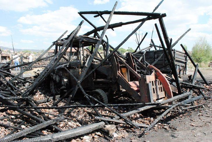 Başkan Gür’den keresteci esnafına geçmiş olsun ziyareti G5