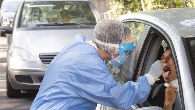 Koronavirüs: Bilim insanları asemptomatik vakalar nedeniyle salgının daha büyük olabileceği uyarısı yapıyor