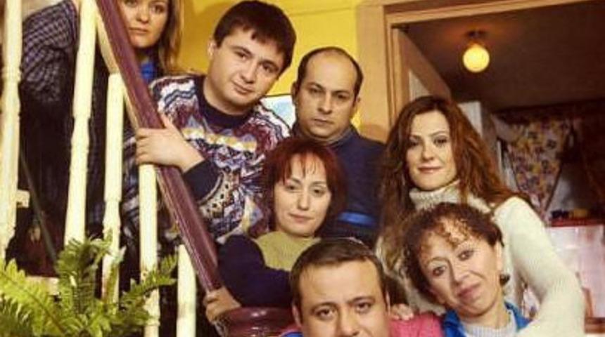 Aradan seneler geçse de sevilerek izlenen efsane Türk dizileri! Bu dizileri kimse unutamadı...