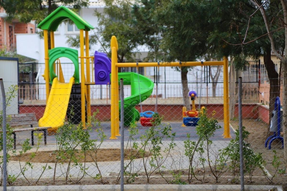 Menderes&rsquo;te eğitim yuvalarına park