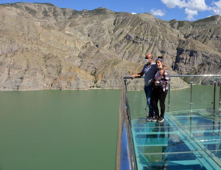 Türkiye'nin en büyük seyir terası! Akın akın gidiyorlar G3