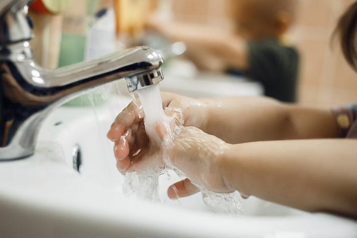 DSÖ: Dünya genelindeki okulların yüzde 43'ünde el yıkama imkanı yok