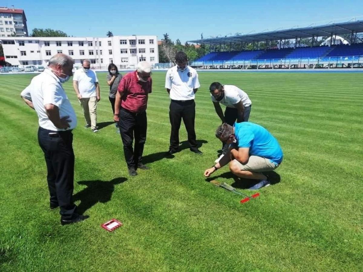 K&uuml;tahya Dumlupınar stadı denetlendi