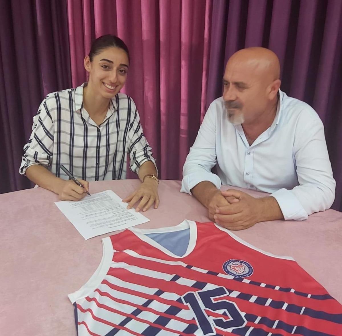 B&uuml;y&uuml;kşehir Belediyesinden, Kadınlar Basketbol Takımına 4 yeni transfer