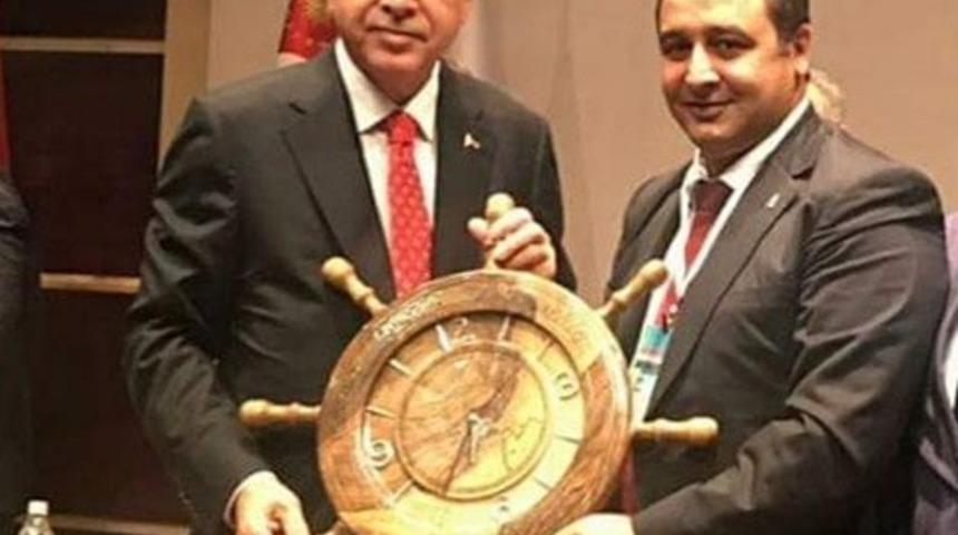 Başkan Sabırlı&rsquo;dan AK Parti&rsquo;nin 19. kuruluş yıl d&ouml;n&uuml;m&uuml; mesajı