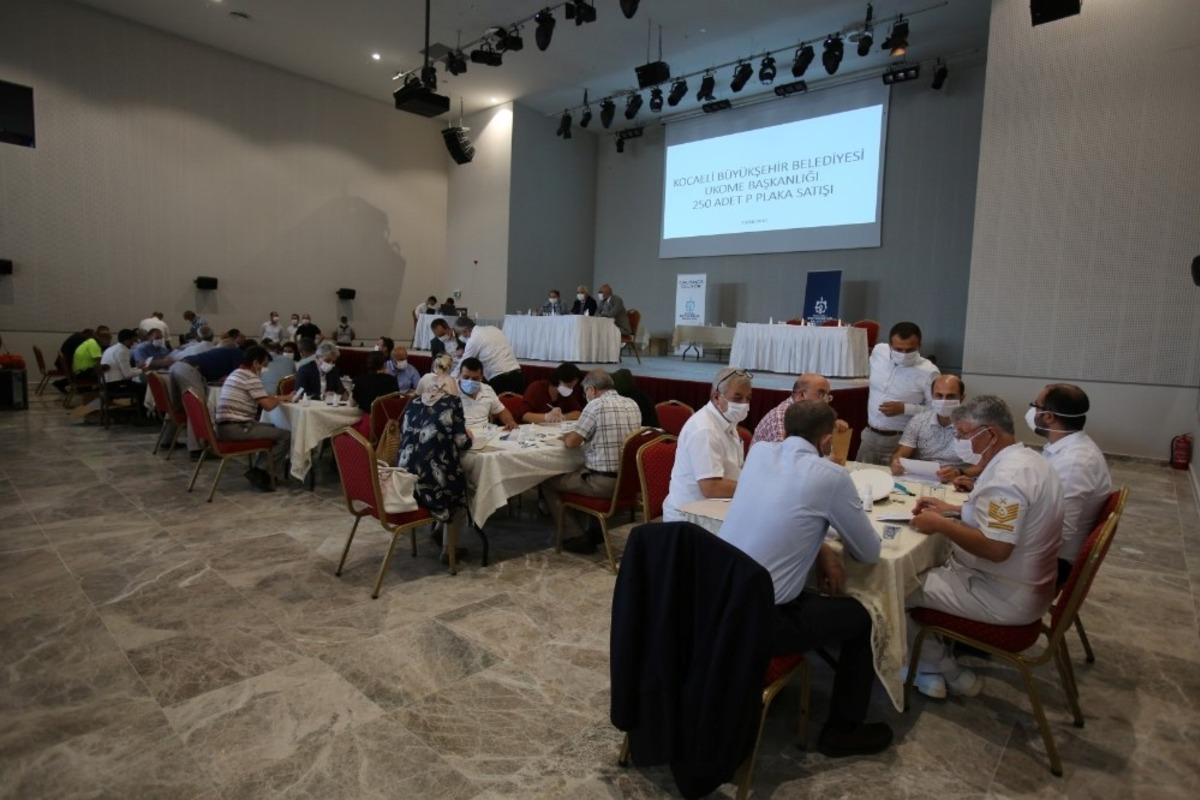 Kocaeli&rsquo;de P plaka ihalesine yoğun katılım