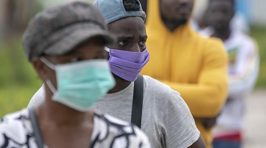 Malavi'de maske takmayan 27 kişiye 3 ay hapis