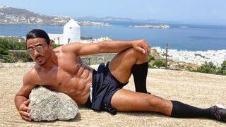 Nusret altın kaplama taşının fiyatını 2 milyon dolara arttırdı! 