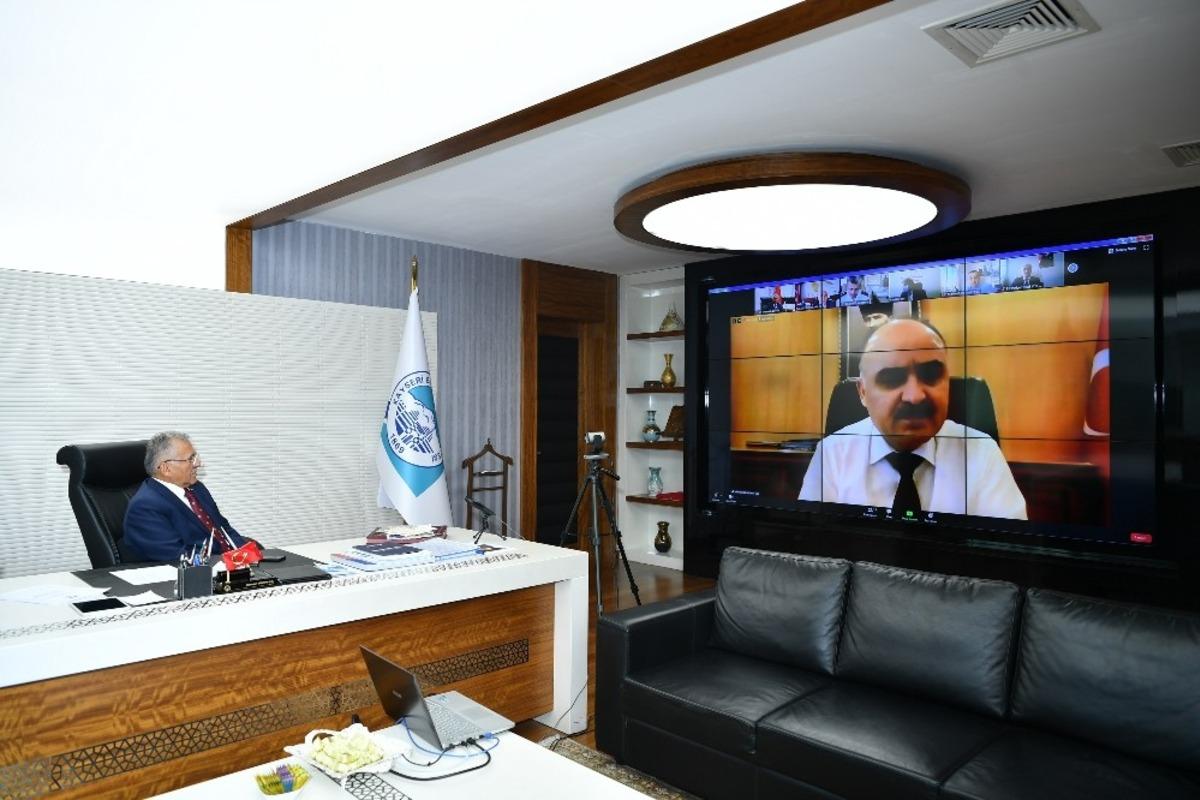 Başkan B&uuml;y&uuml;kkılı&ccedil; il pandemi kurulu toplantısına katıldı