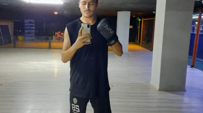 Kepez Belediyespor&rsquo;lu gen&ccedil; futbolcu Kayseri&rsquo;de form tutuyor