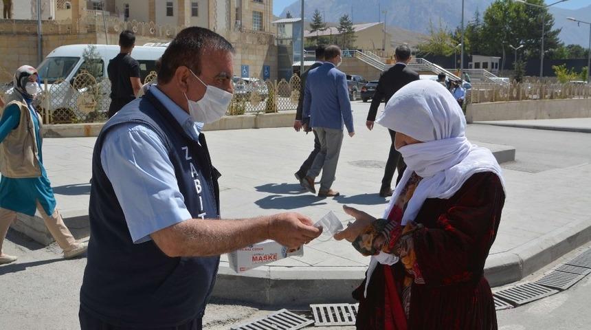Hakkari&rsquo;de korona vir&uuml;s tedbirleri &uuml;st seviyede