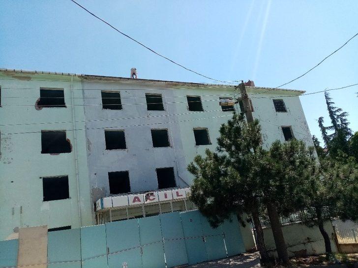 Eski Malkara Devlet Hastanesi’nin yıkımına başlandı G2