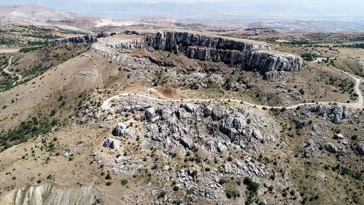 Buzluk Mağarası'nda doğal klima şaşkınlığı! 'İçeri girer girmez yüzüne çarpıyor' G3