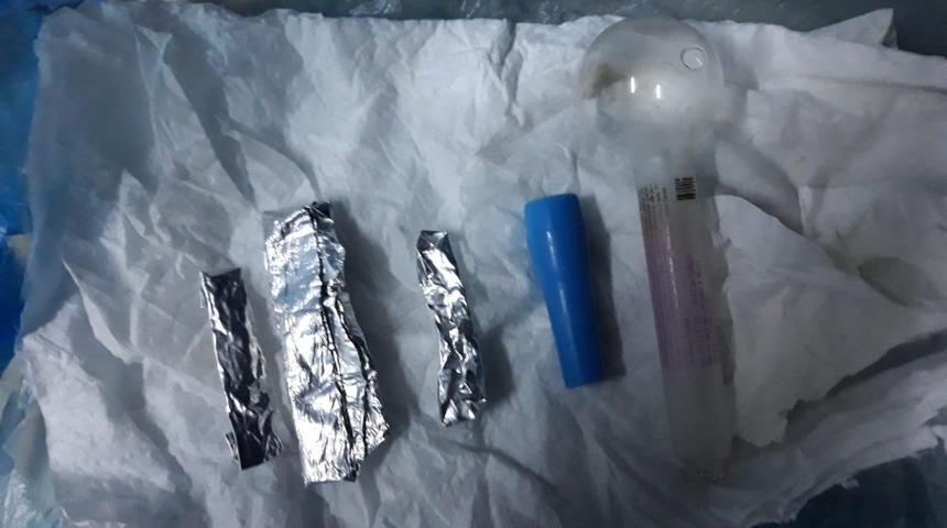 Eskişehir&rsquo;de uyuşturucu taşıyan 2 şahıs su&ccedil;&uuml;st&uuml; yakalandı