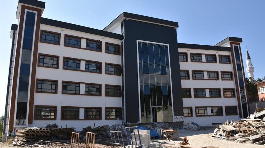 &Ouml;zel İdare Genel Sekteri Uzun&rsquo;dan okul incelemesi