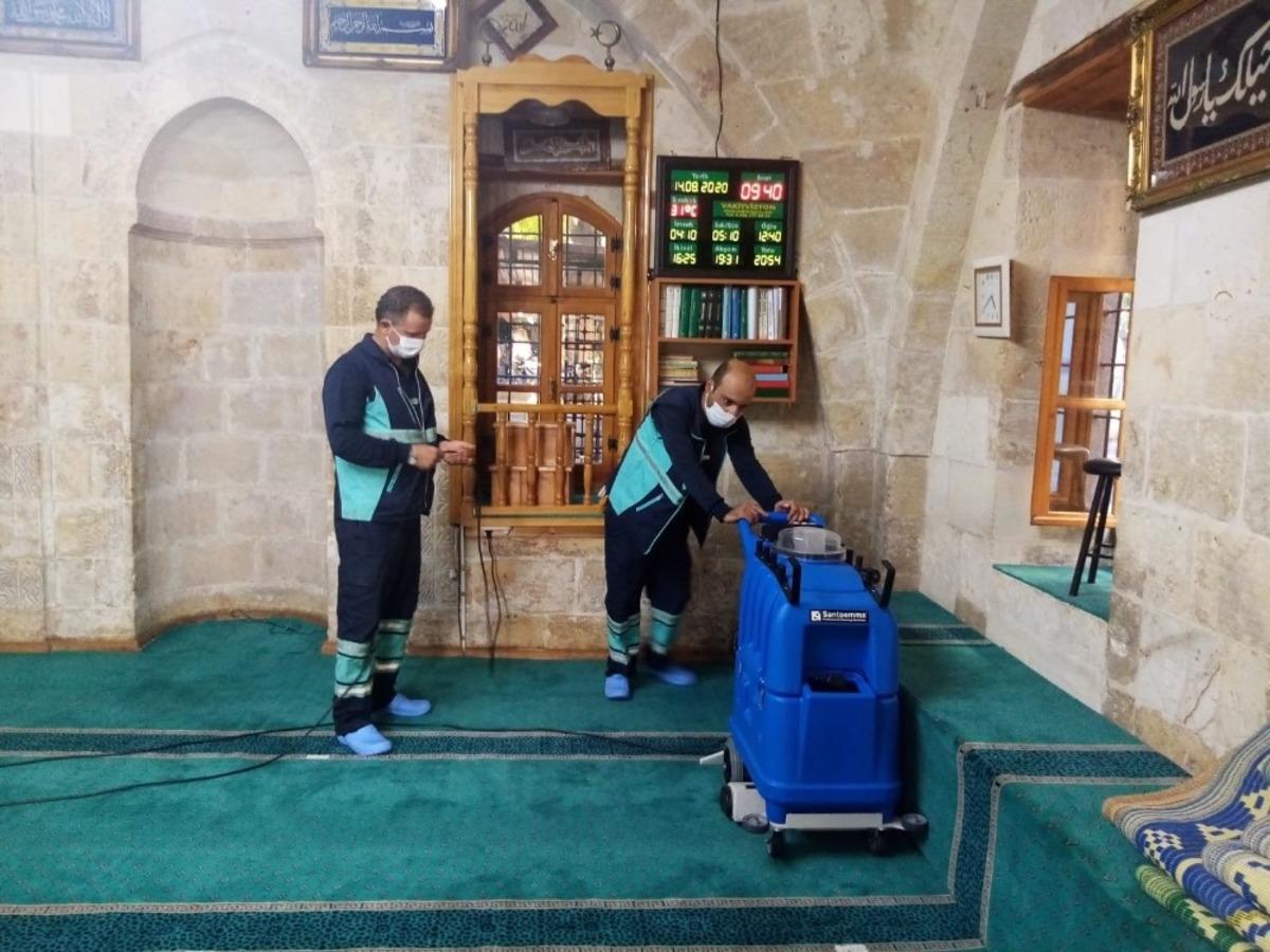 Şahinbey&rsquo;de camiler dezenfekte ediliyor