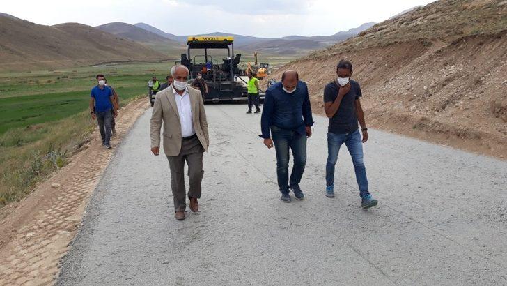 Başkan Ensari, ilçede devam eden asfalt yol yapım çalışmalarını yerinde inceledi G5