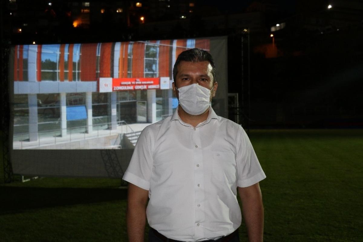 Gen&ccedil;lik Merkezinden &ldquo;Nostalji&rdquo; kuşağı