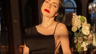 Merve Boluğur'dan sevgilisi Burak Dayı'ya özel kolye