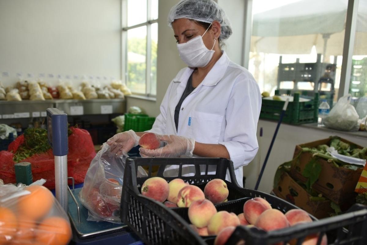 Aliağalıların vazge&ccedil;ilmezi aliagasemtpazari.com