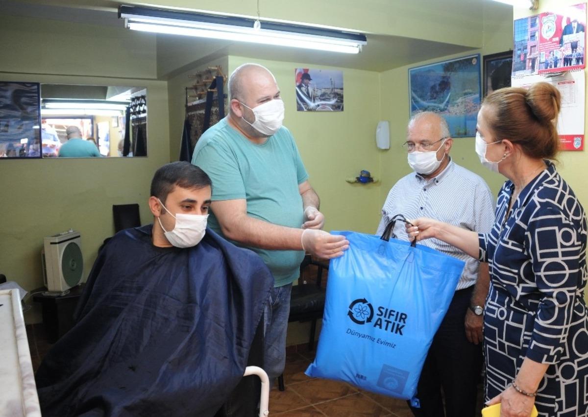 Bal&ccedil;ova Belediyesinden hijyenik destek