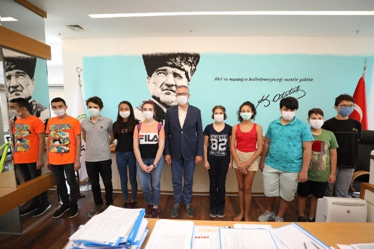 GAZİDEK &ouml;ğrencilerinden LGS&rsquo;de b&uuml;y&uuml;k başarı