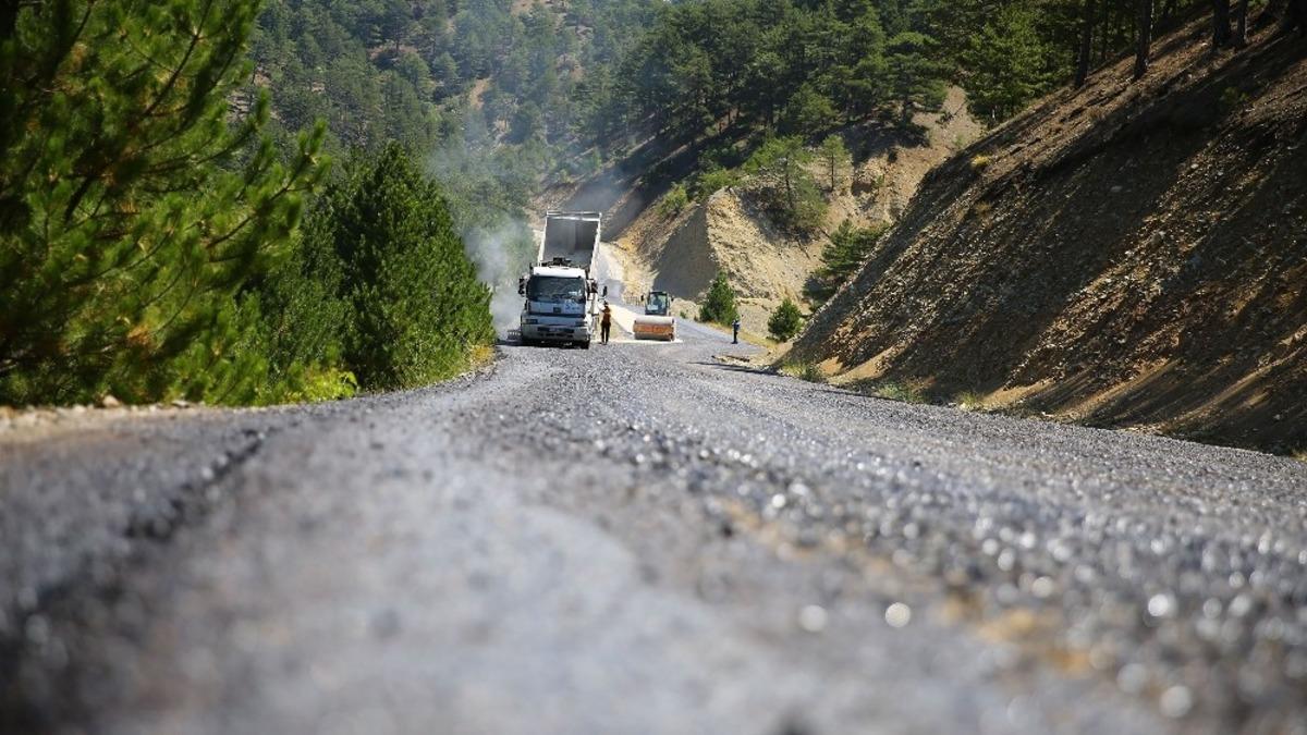 İki il&ccedil;e arası mesafe 10 kilometre kısalacak